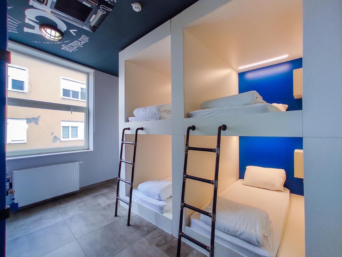 Bett im gemischten Schlafsaal mit 4 Betten