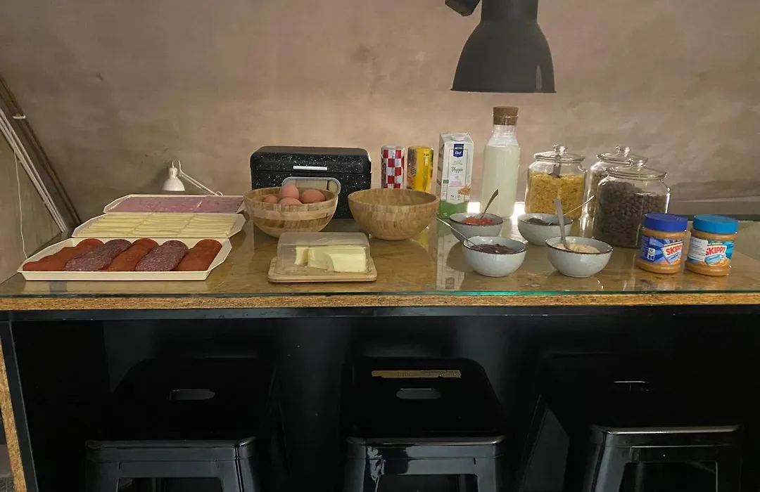 Main Square Hostel-1